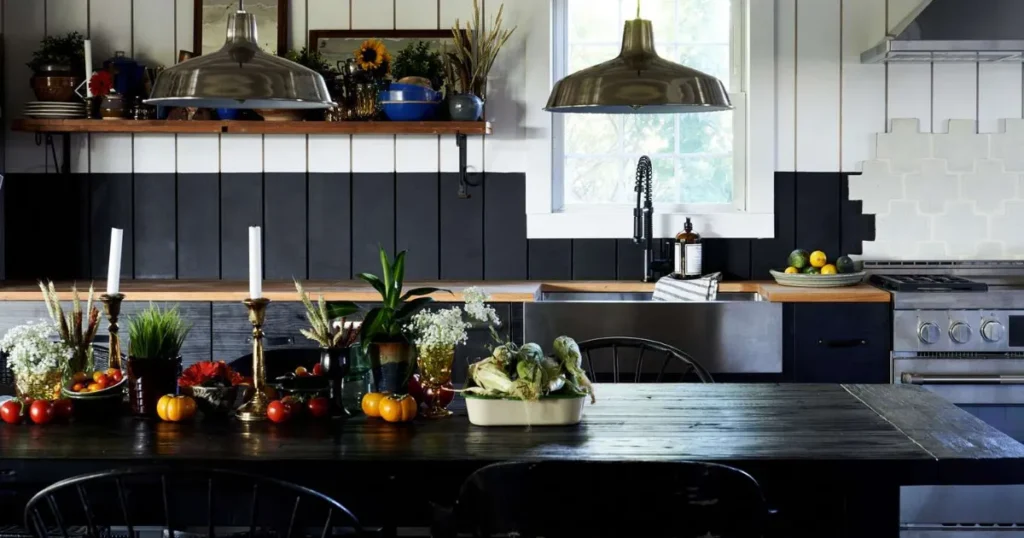 Black and White Kitchen Decor Trends That Feel Current