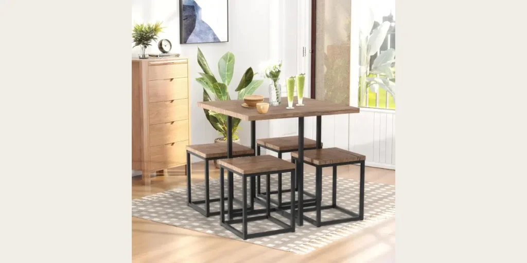 Compact Furniture for Small Dining Spaces