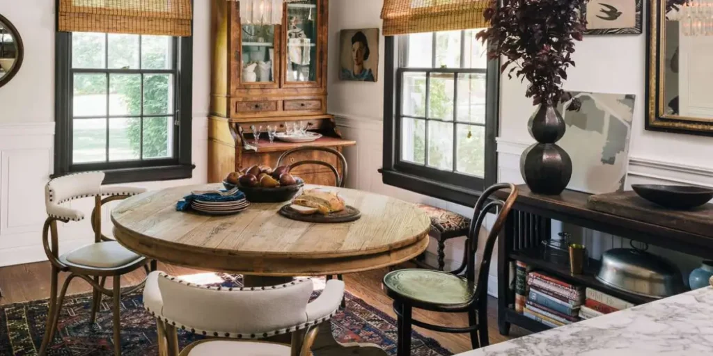 Compact Dining Room for Apartments