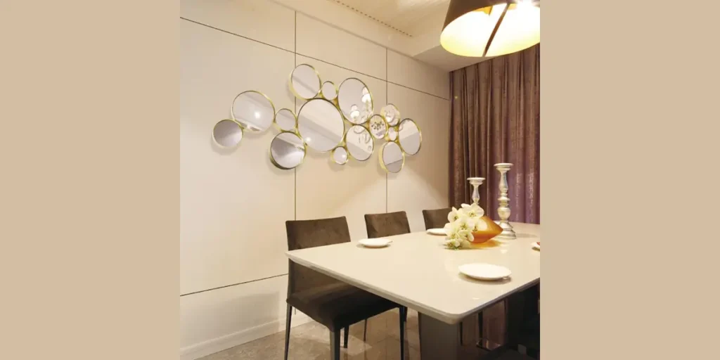 Mirror Wall Decor to Expand the Space