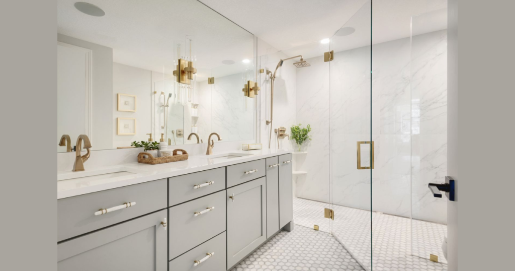 Double Vanity Master Bathroom Layout Idea