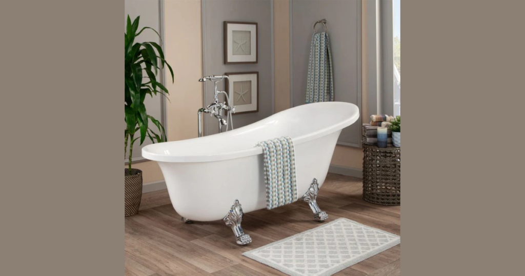 Freestanding Clawfoot Tub for Timeless Appeal