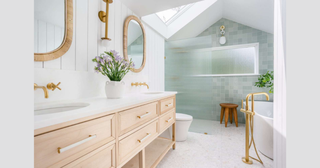 Gallery Inspired Bathroom Design for Personal Style