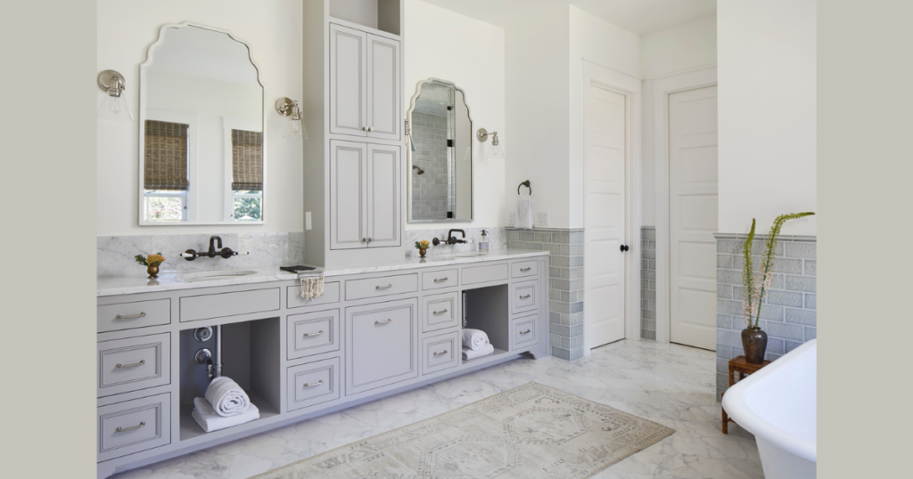 Long and Narrow Bathroom Layout Design