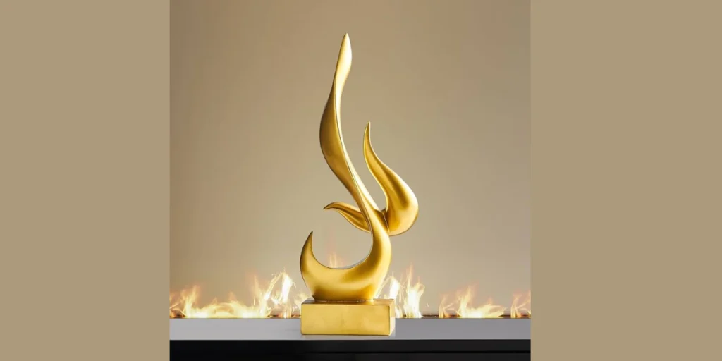 Minimal Sculptural Centerpiece