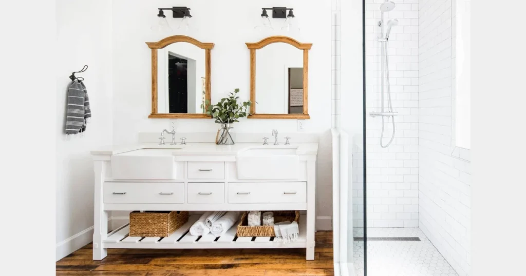 Farmhouse Bathroom Sink Vanity with Apron Front