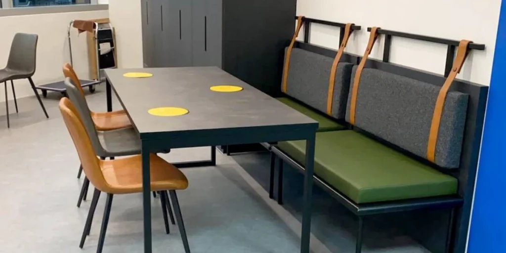 Bench Seating Instead of Chairs