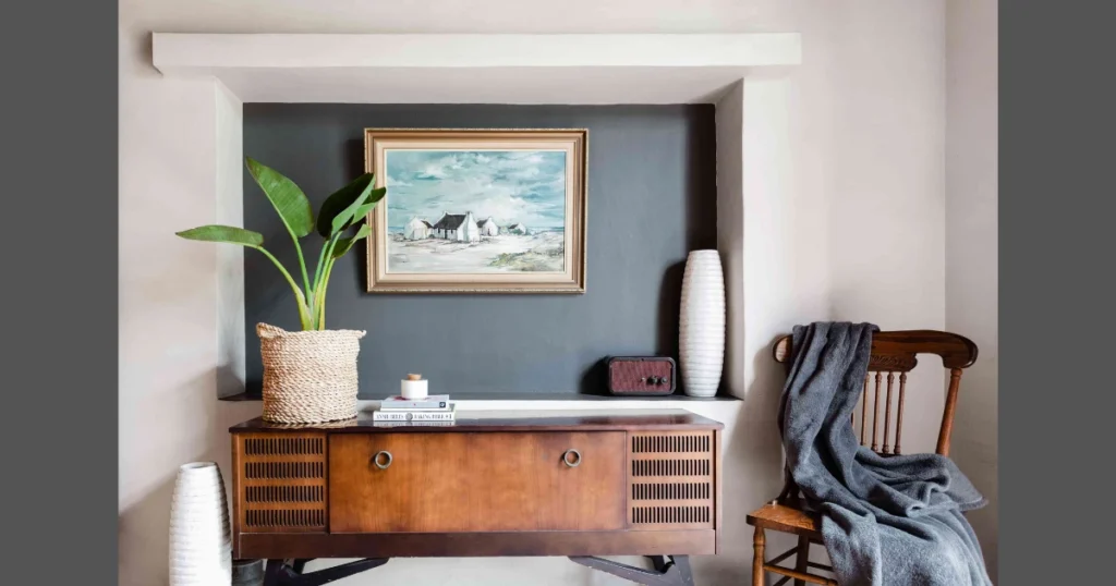 Charcoal Gray for a Strong and Structured Statement