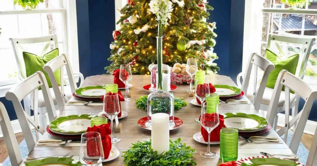 Christmas Holiday Dining Room Tablescape Ideas