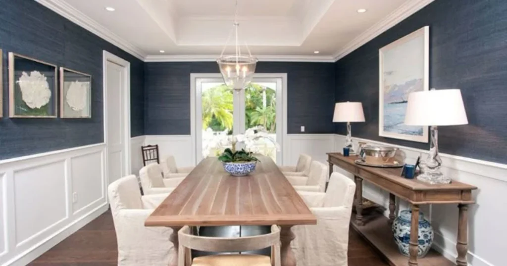 Two Tone Walls for a Balanced Dining Room Look