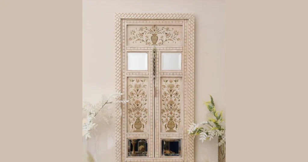 Antique Style Door Ornament