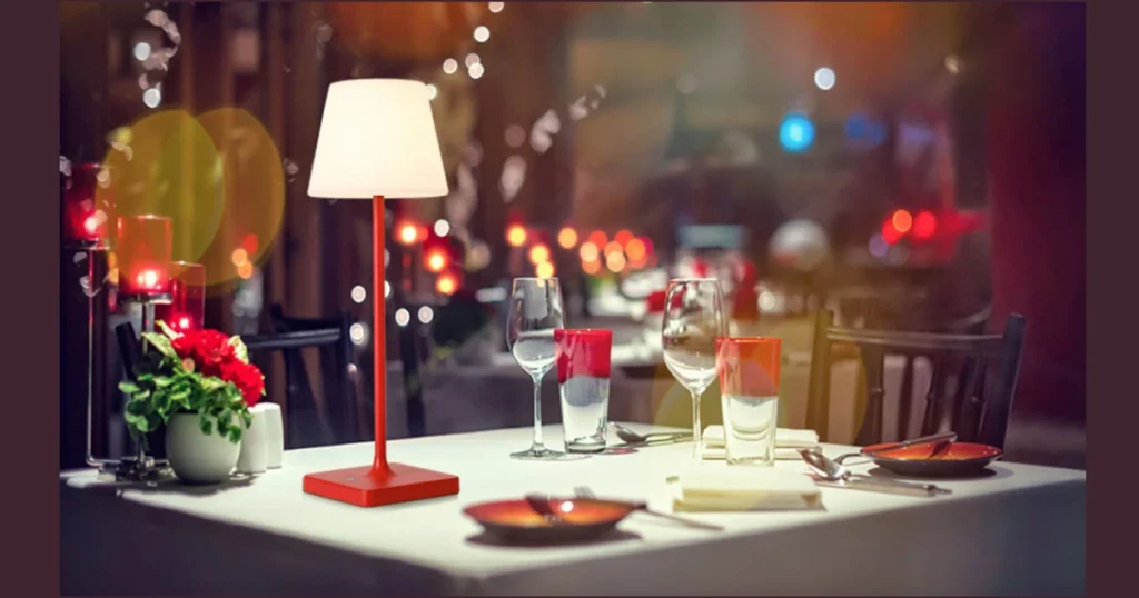 Battery-Powered Dining Table Lamp