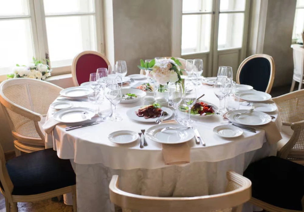 Classic Floral Centerpiece Arrangement