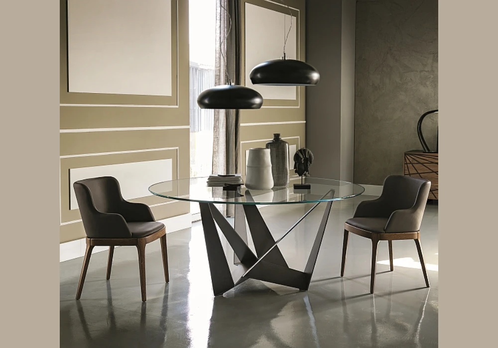 Contemporary Table with Geometric Decor