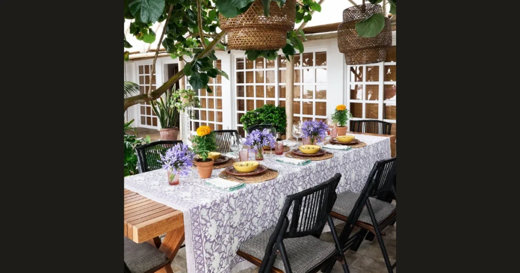 Dining Table Plan with Seasonal Decor