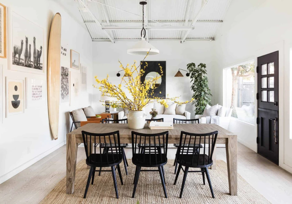 Farmhouse Dining Table Arrangement Ideas