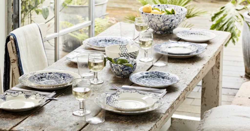 Formal Dinner Dining Table Layout