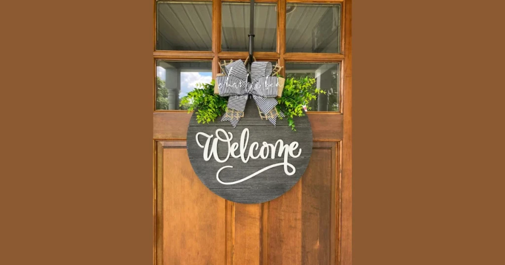 Hanging Wooden Door Ornament