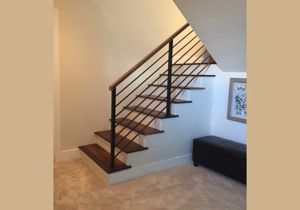 Horizontal Bar Railing Ideas for a Sharp Modern Finish
