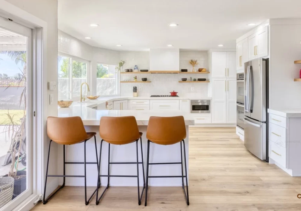 Kitchen Peninsula with Dining Table Extension