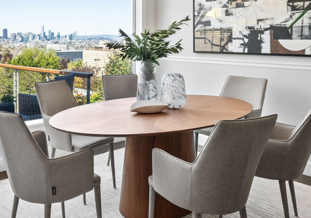 Oval Dining Table With Centerpiece Tray