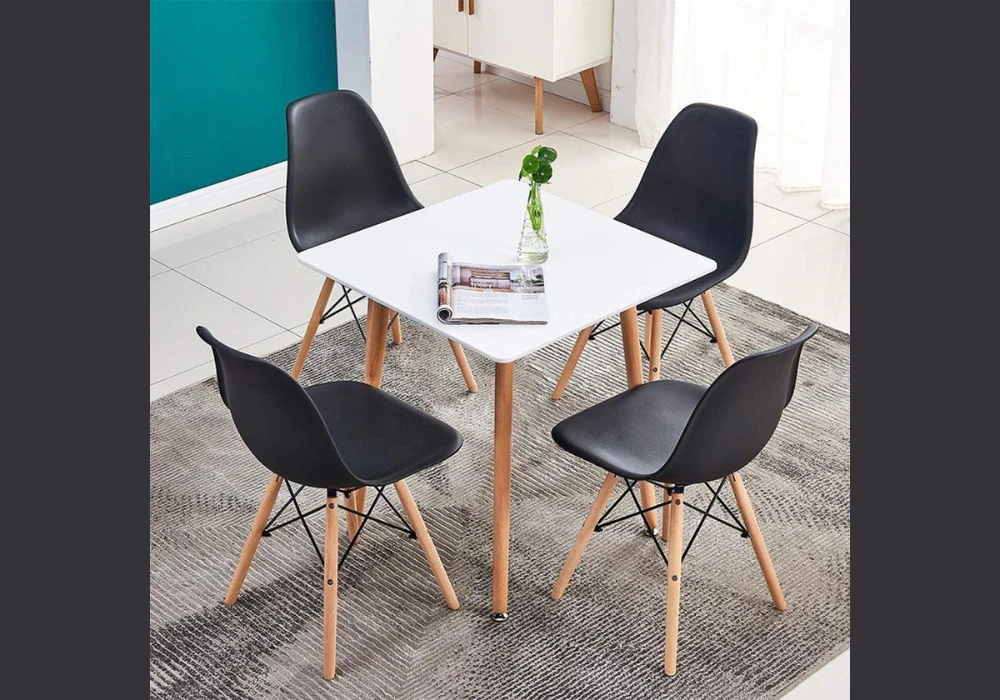 Square Dining Table for 4 in a Balanced Layout