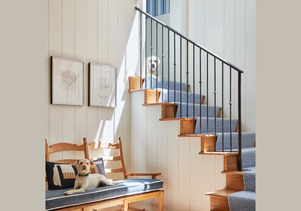 Vertical Railing Ideas for a Timeless and Safe Choice