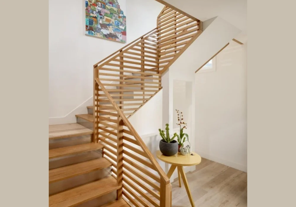 Warm Wooden Interior Railing Ideas
