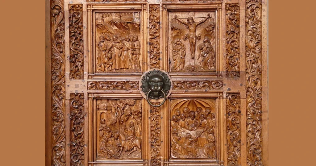 Wooden Carved Door Ornament