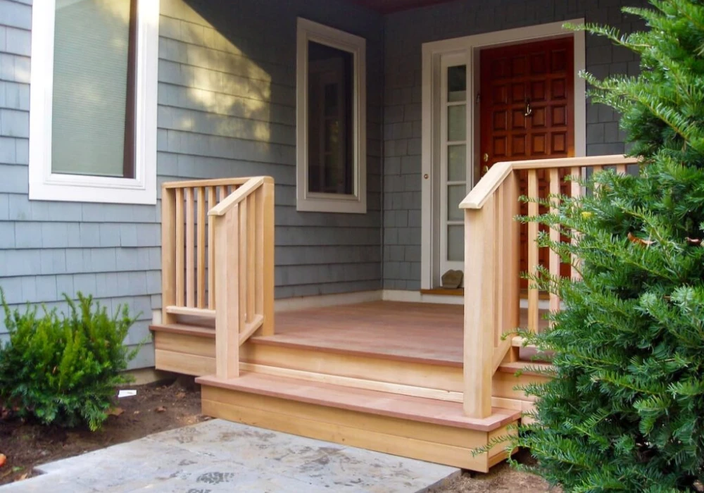 Wooden Porch Railing Ideas for a Warm Look