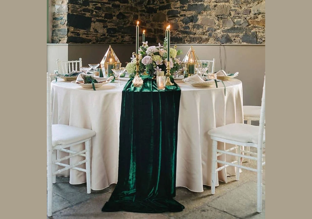 velvet table runner luxury setup