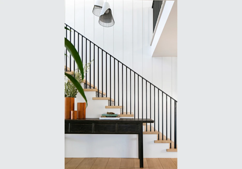 Black Slim Metal Minimalist Railing Ideas