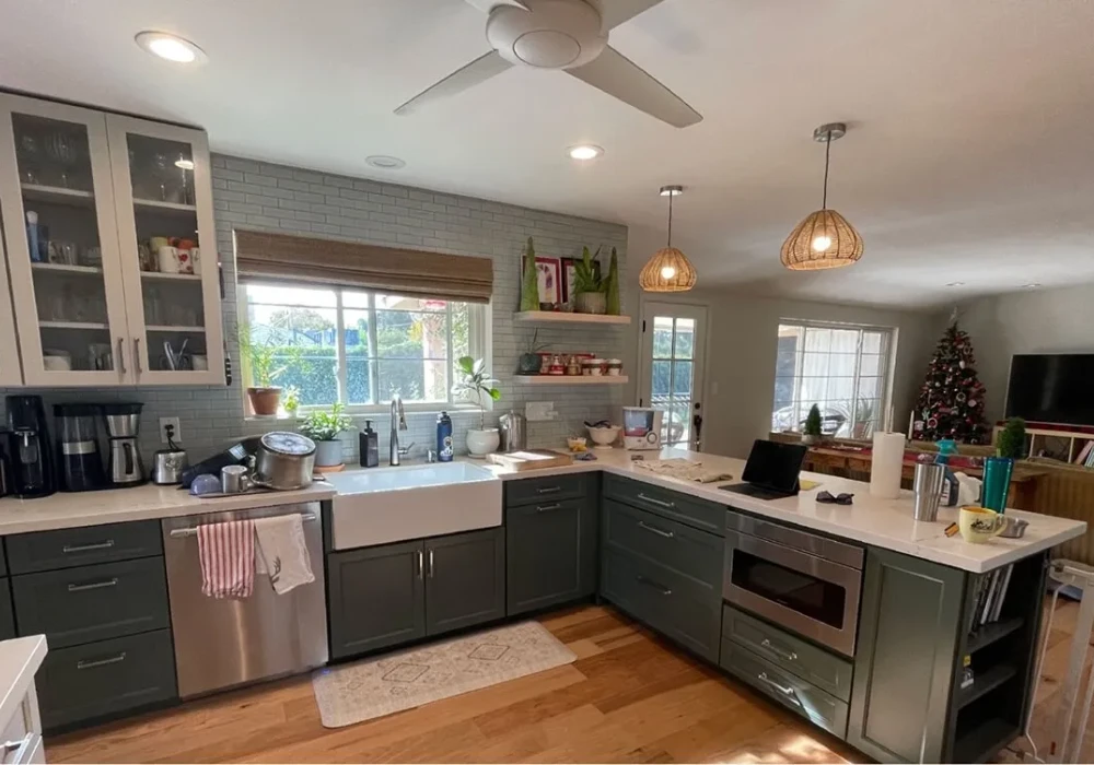 Functional Layout Kitchen Interior Design Idea