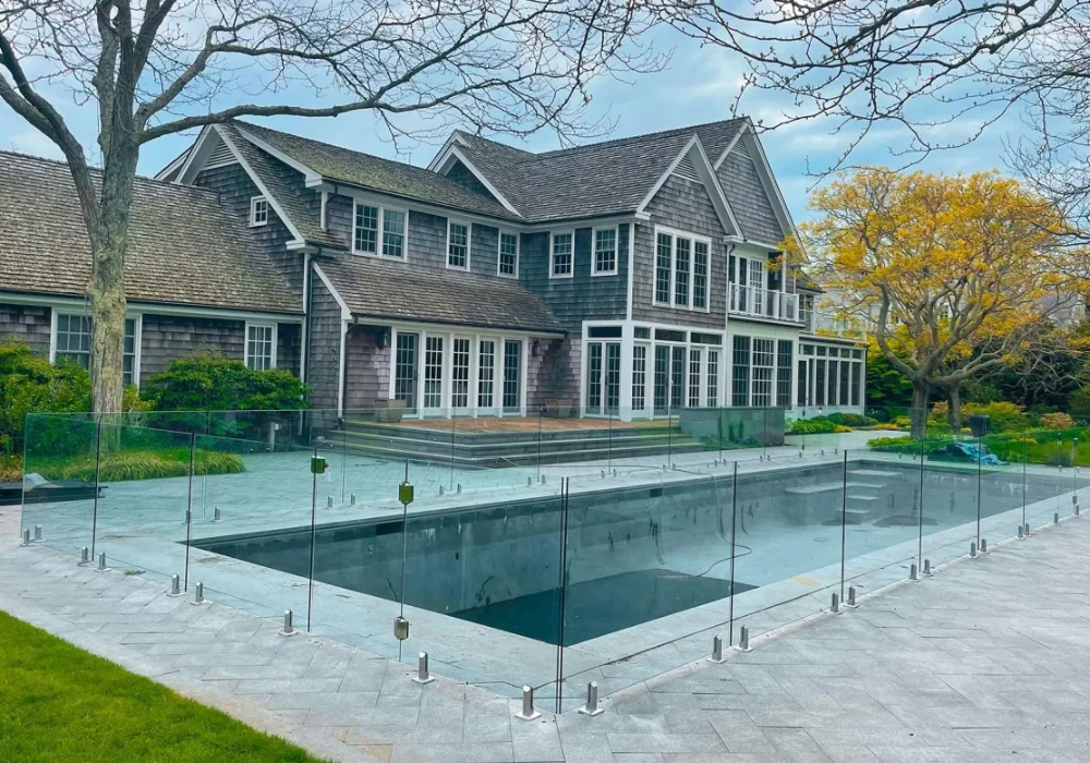 Glass Pool Railing Ideas for a Modern, Sleek Look