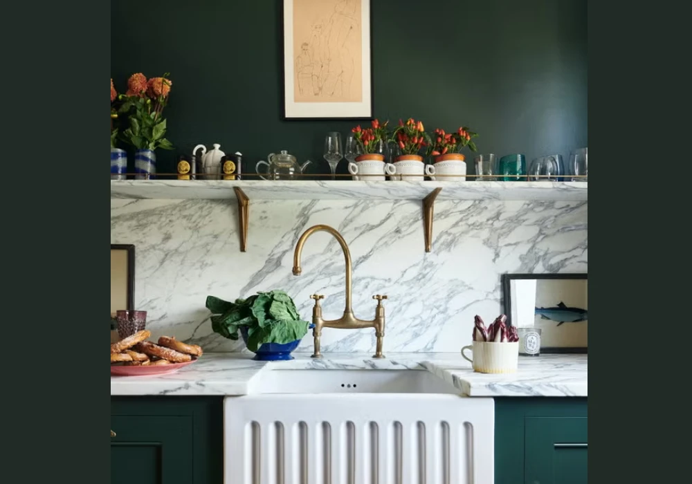 Marble Tile Kitchen Backsplash Ideas for Elegant Spaces