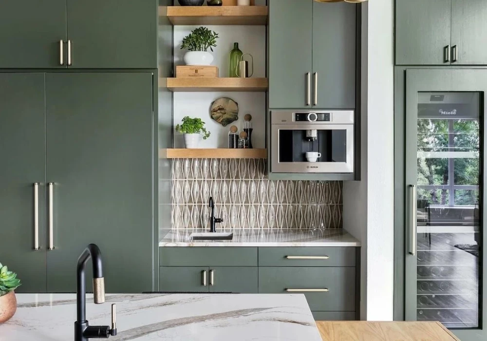 Metallic Kitchen Tile Backsplash Ideas for Modern Kitchens