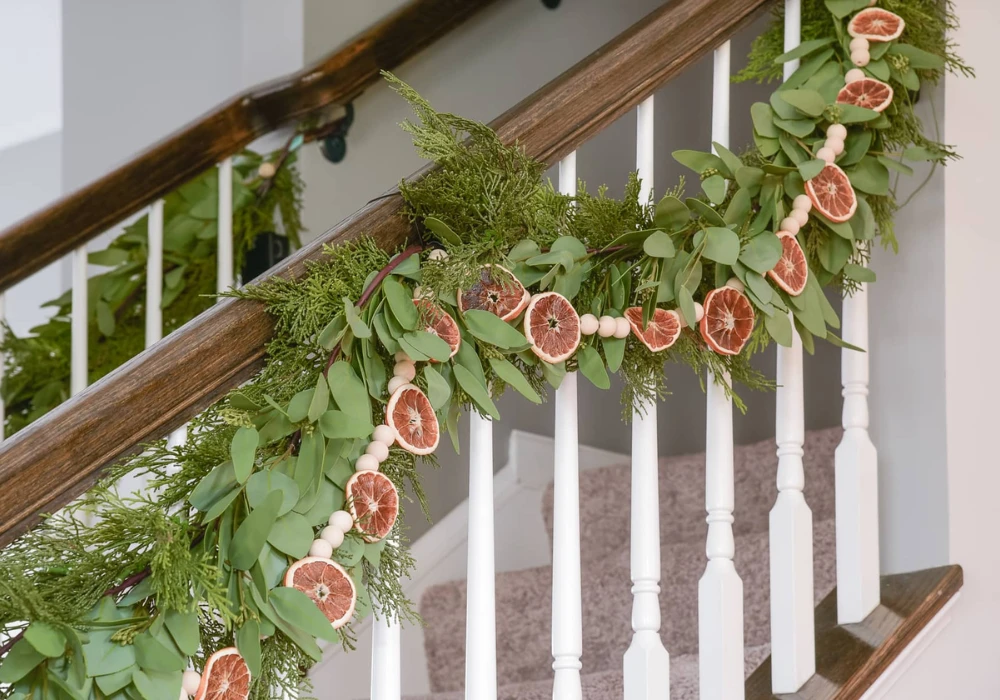 Minimal Eucalyptus Garland for a Clean Look