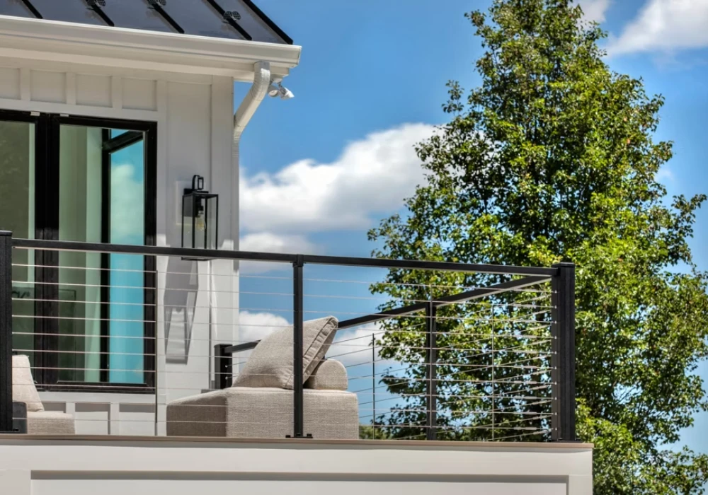 Minimalist Outdoor Railing Ideas in Charcoal or Black