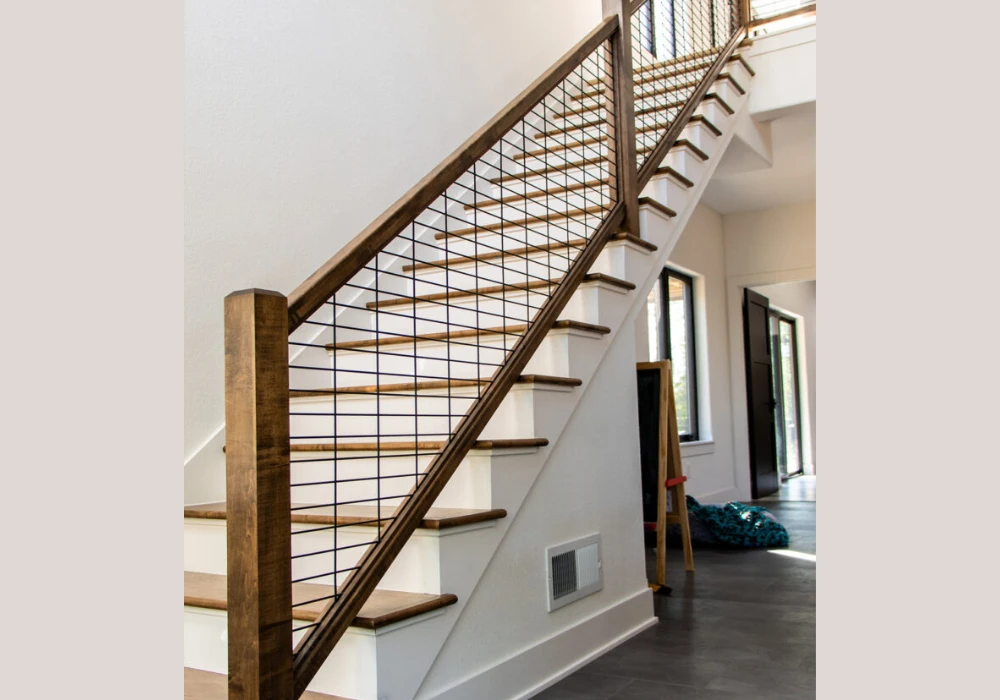 Minimalist Wire Railings for an Open, Airy Feel
