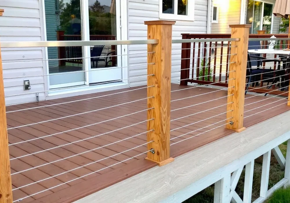 Mixed Materials with Wood and Steel Cables