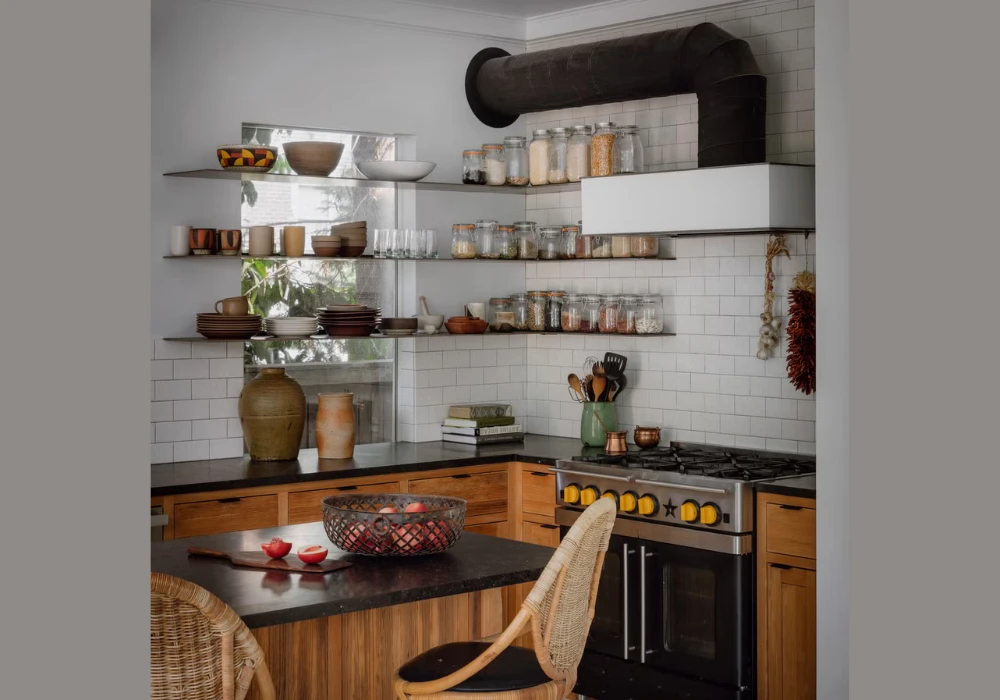 Open Shelf Styling Kitchen Decor Idea