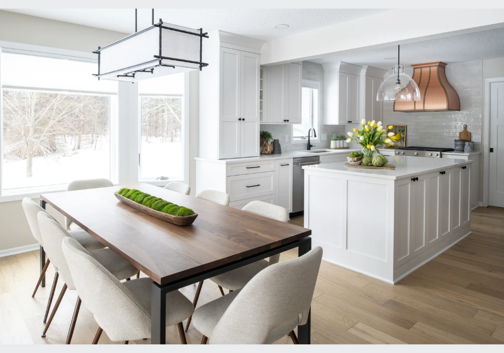  Layered Decor Setup for a Styled and Balanced Table