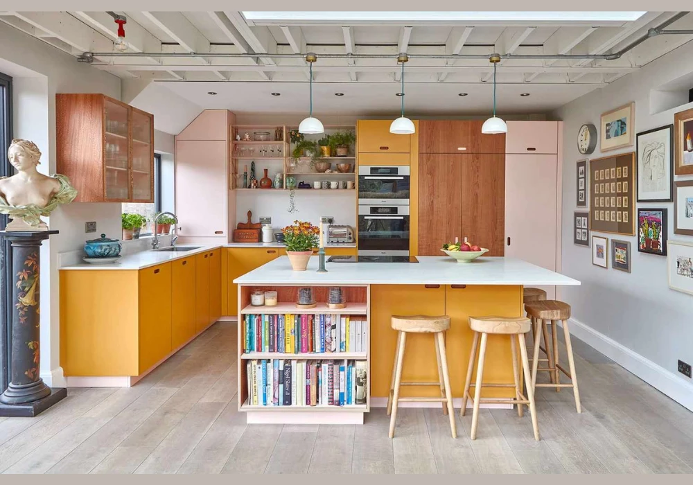 Bar Height Island Seating for a Sociable and Contemporary Kitchen Layout