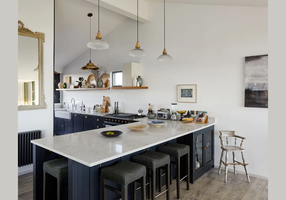 L Shaped Island with Corner Seating for a Sociable and Space Efficient Layout