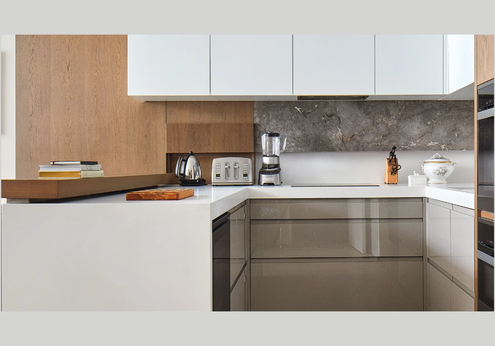 Minimal Tray Styling for Kitchen Countertop Organization