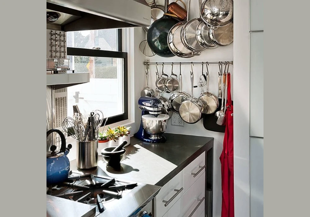 Hanging Pot Rack for Smart Storage