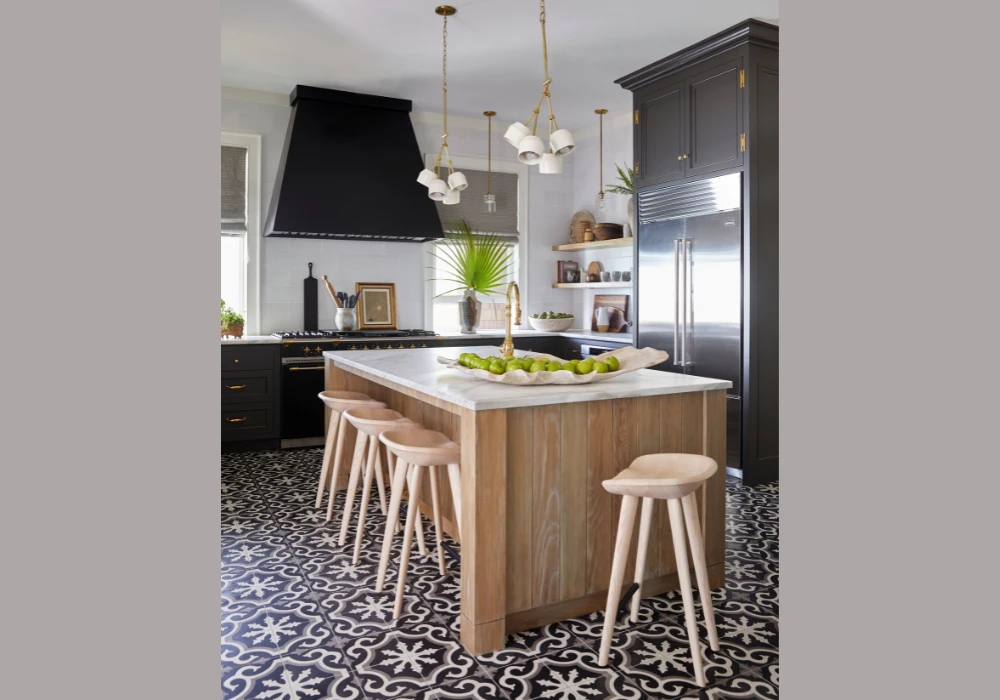 Minimalist Kitchen Pendant Chandelier Ideas for Small Spaces