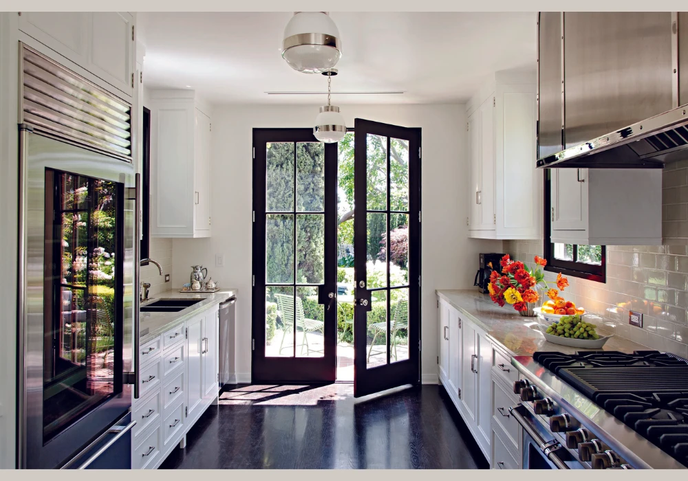 Natural Lighting Setup for Organic Kitchen Atmosphere