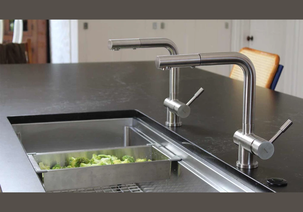 High Arc Kitchen Faucet Ideas for Large Sink Tasks