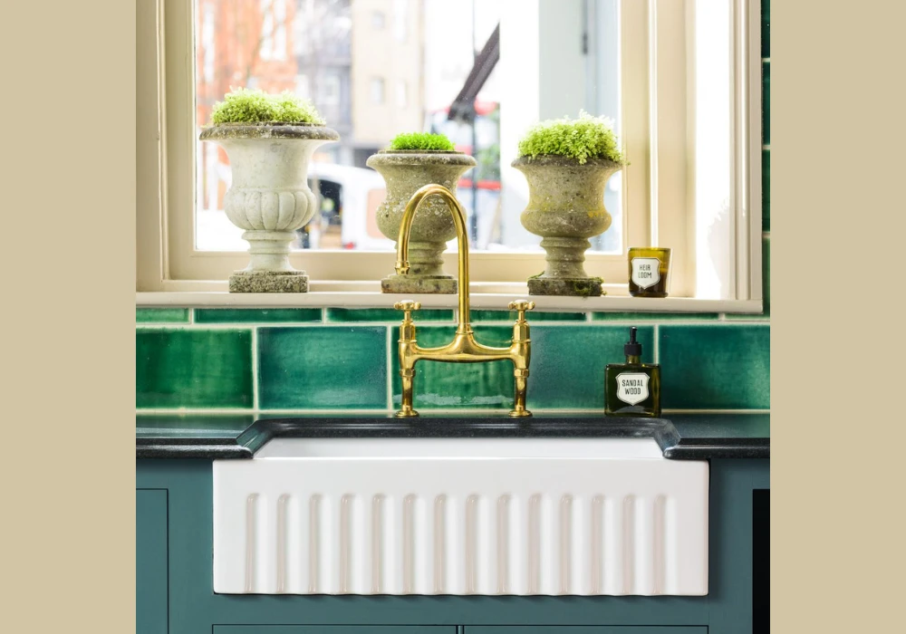 Gold Finish Kitchen Faucet Ideas for Warm Luxury